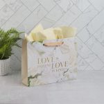 Mr. and Mrs. - Love Is Patient Love Is Kind Large Landscape Gift Bag with Gift Tag - Image 2