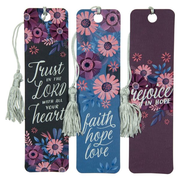 Hope In The Lord Three Piece Bookmark With Tassel Set - Image 3