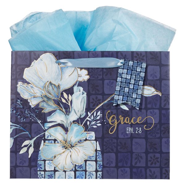 Grace Large Landscape Gift Bag with Gift Tag - Image 3