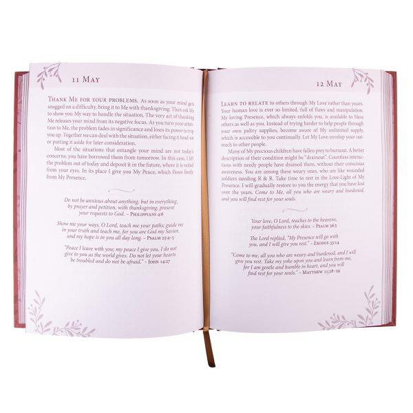 Jesus Calling: Enjoying Peace In His Presence Large Print (Hardcover) - Image 23