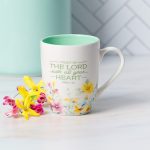 Trust In The Lord With All Your Heart Floral Ceramic Mug With Green Interior - Prov 3:5-6 - Image 11