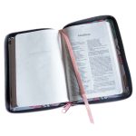 NLT Filament Compact Zipper Bible, Red Letter, Cloth, With Zipper, Floral Garden (Paperback) - Image 19