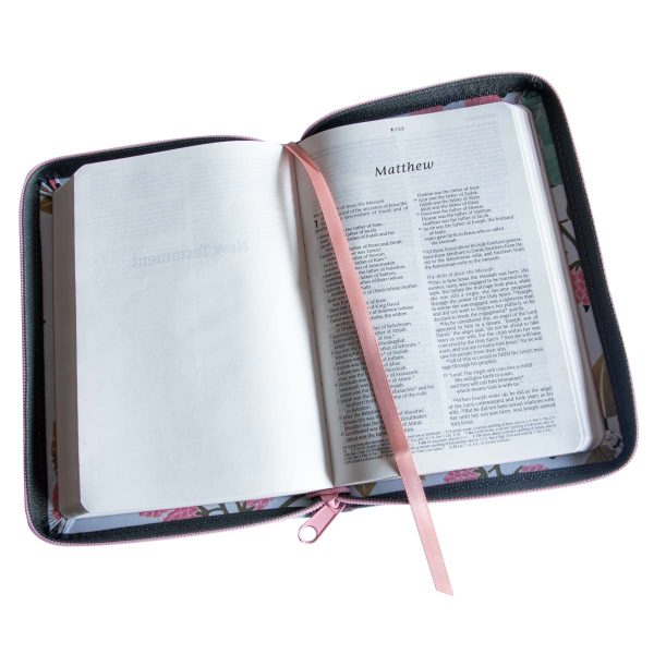 NLT Filament Compact Zipper Bible, Red Letter, Cloth, With Zipper, Floral Garden (Paperback) - Image 19