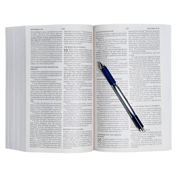 CSB Outreach Large Print Bible (Paperback) - Image 6